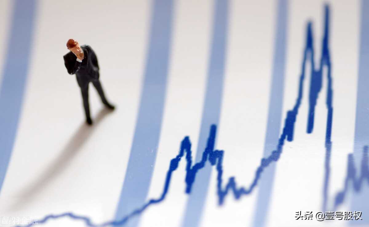 纳斯达克大跌3.7%，美股要“崩”了吗？